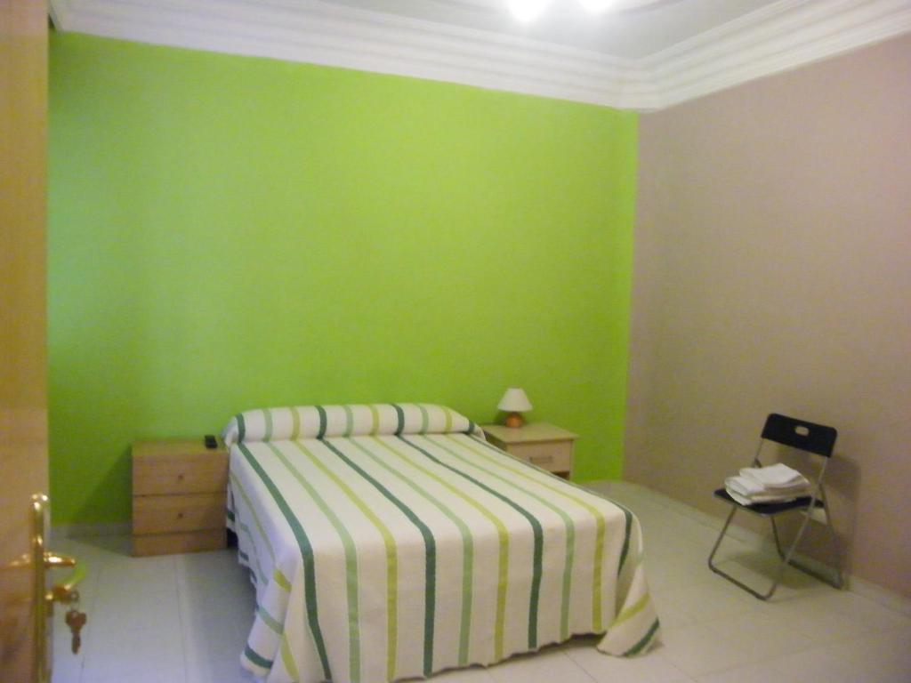 Pension Corona Saragossa Zimmer foto